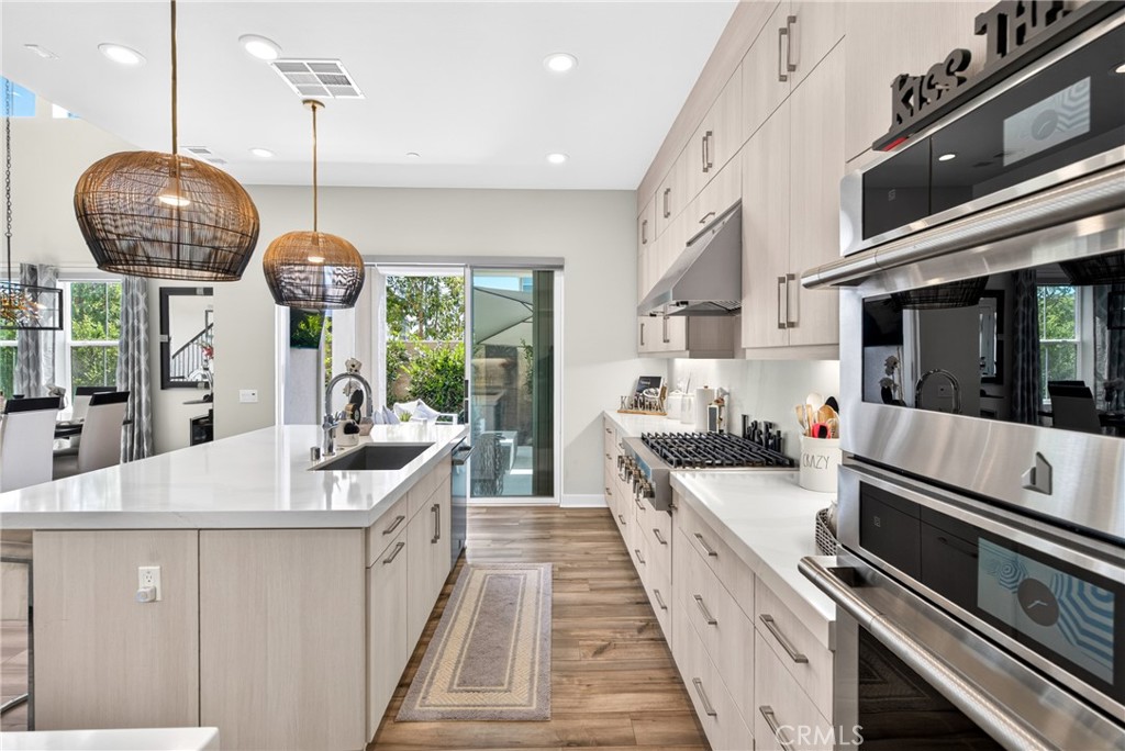 Kitchen - 291 Fremont, Lake Forest CA 92630 - photo 10