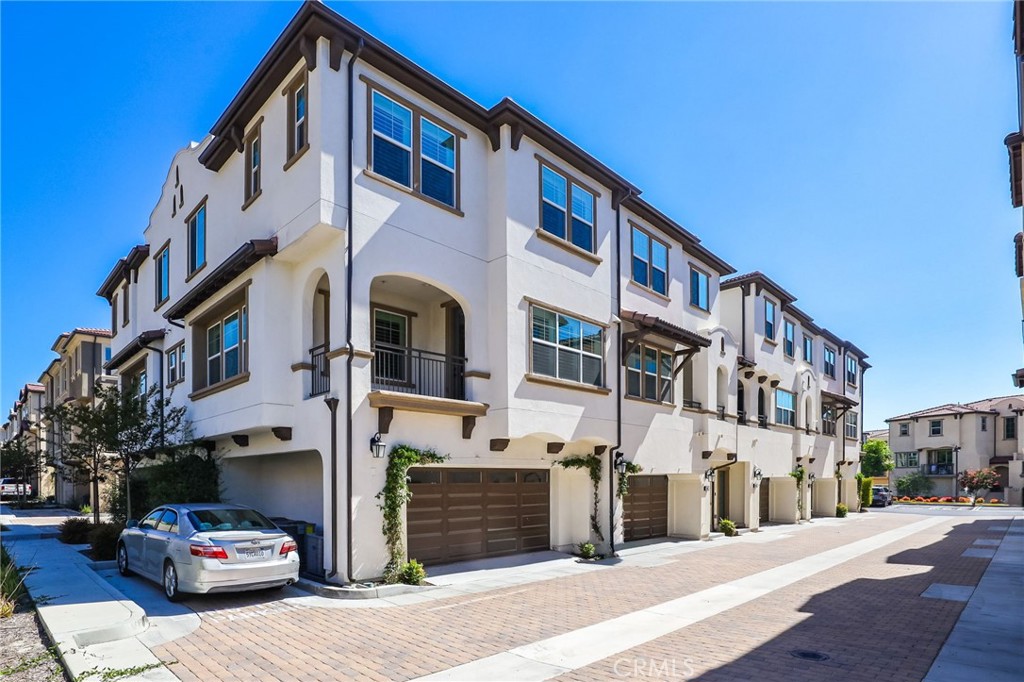 308 Limestone, Lake Forest CA 92610 - photo 1
