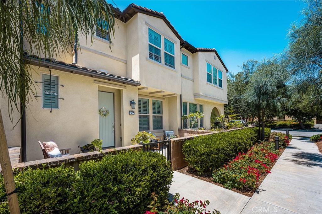 32 Savannah, Lake Forest CA 92630 - photo 1