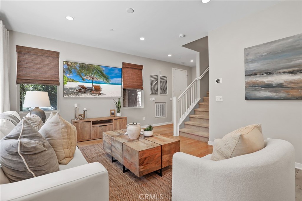 33 Fuchsia, Lake Forest CA 92630 - photo 4