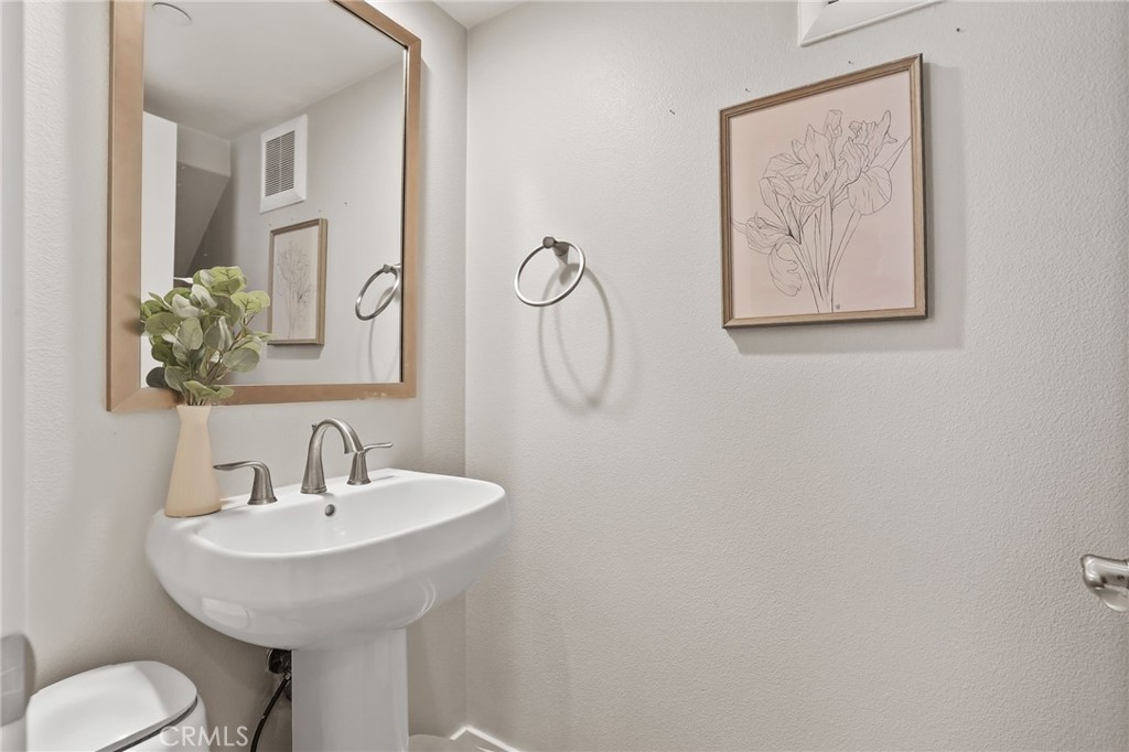 33 Fuchsia, Lake Forest CA 92630 - photo 15