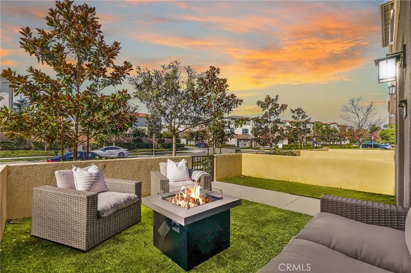 335 Adela, Lake Forest, CA 92630