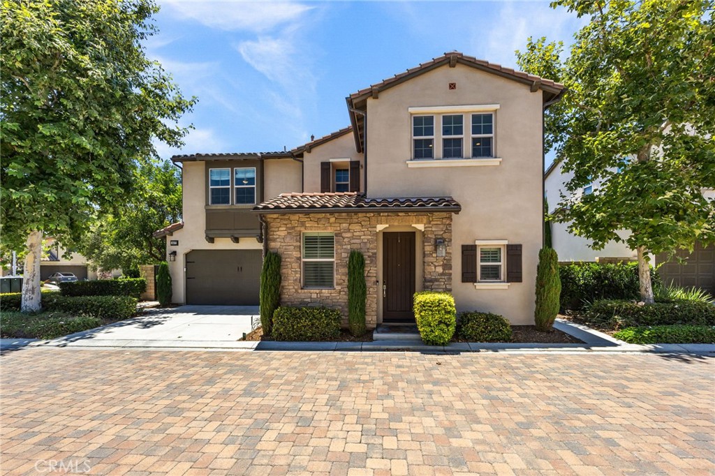 357 Laurel, Lake Forest CA 92630 - photo 1