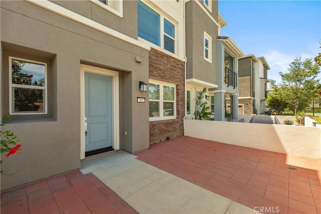 362 Bellver, Lake Forest CA 92630 - photo 1