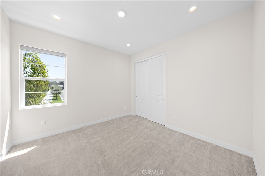 370 Brackens, Lake Forest CA 92630 - photo 27