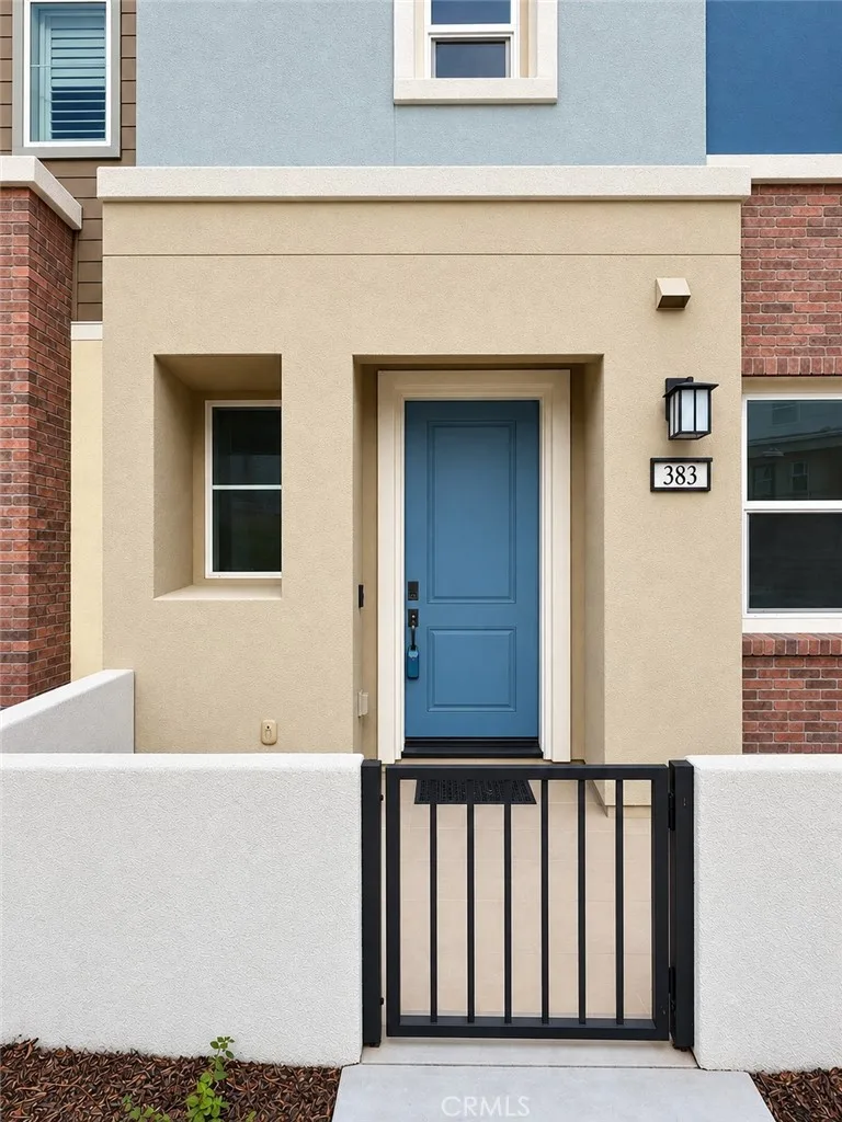 383 Bellver, Lake Forest