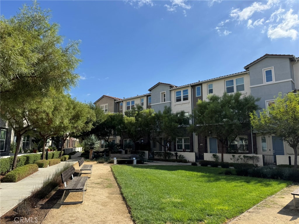 383 Bellver, Lake Forest CA 92630 - photo 2