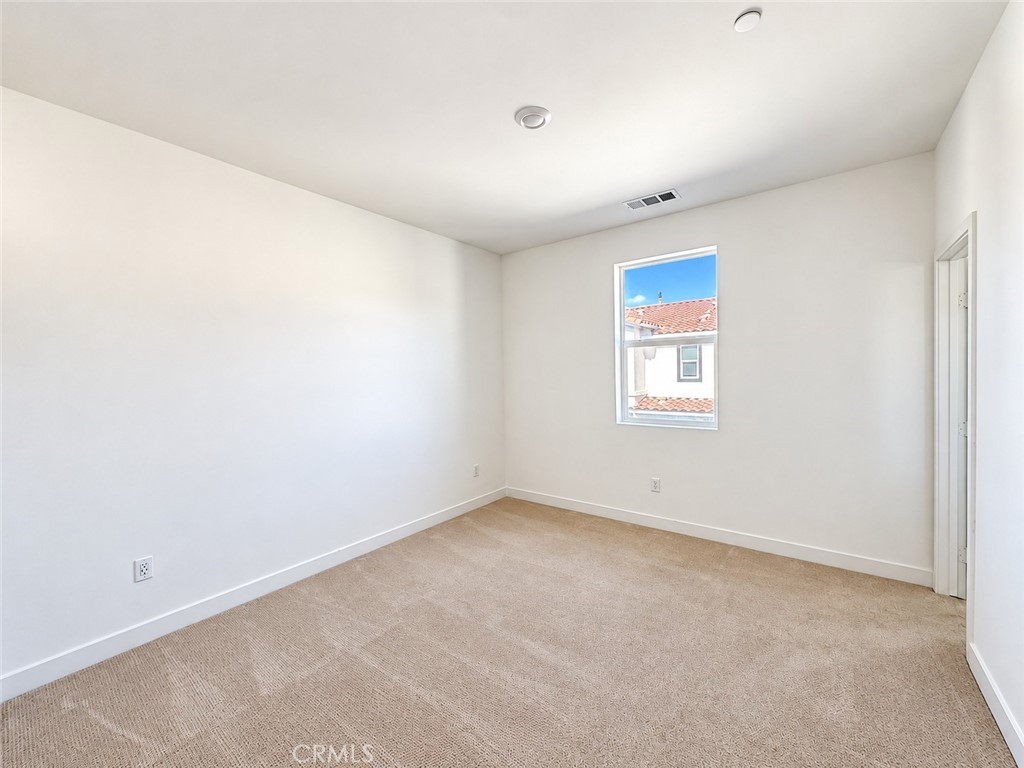 3rd Floor Secondary Bedroom - 383 Bellver, Lake Forest CA 92630 - photo 24
