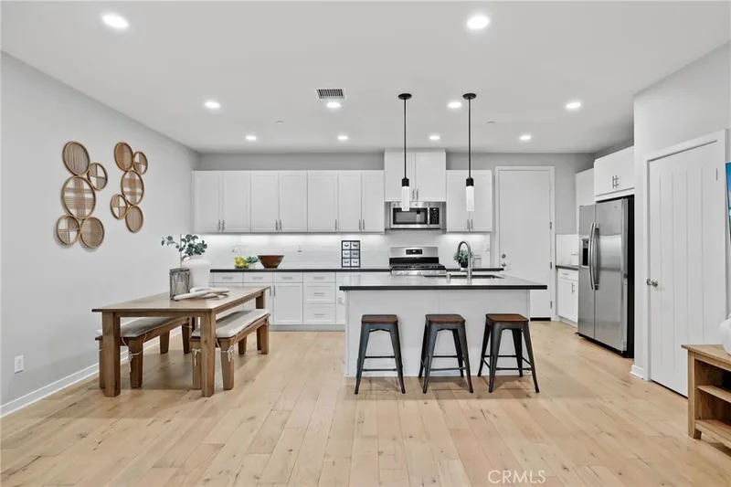 39 Savannah, Lake Forest, CA 92630