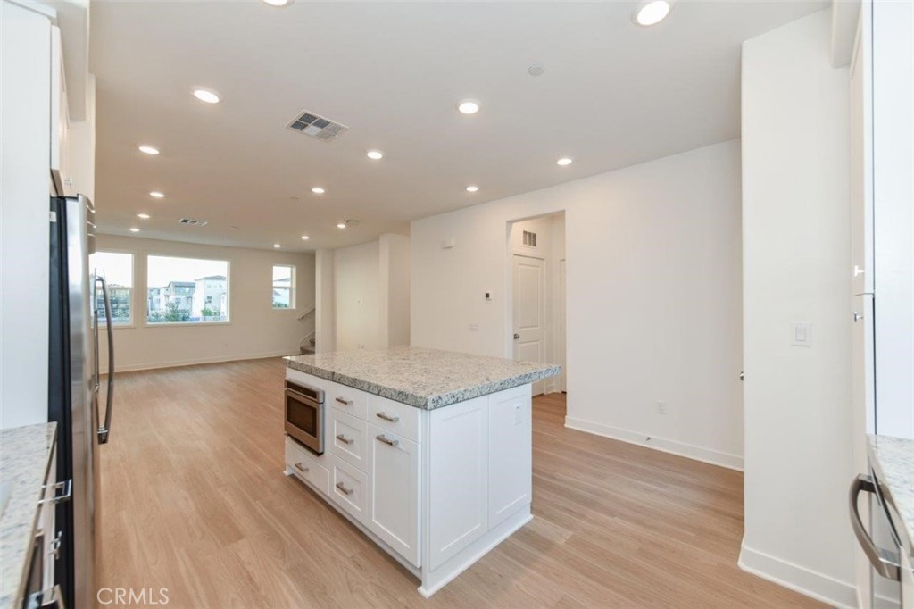 415 Palermo, Lake Forest CA 92630 - photo 3