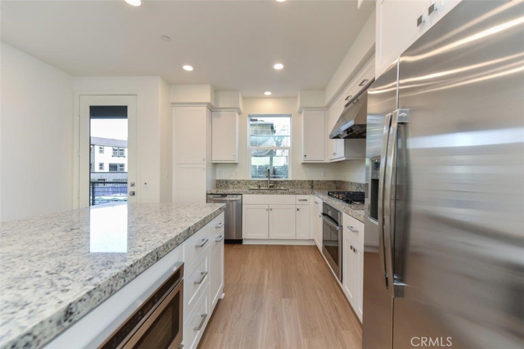 415 Palermo, Lake Forest CA 92630 - photo 4