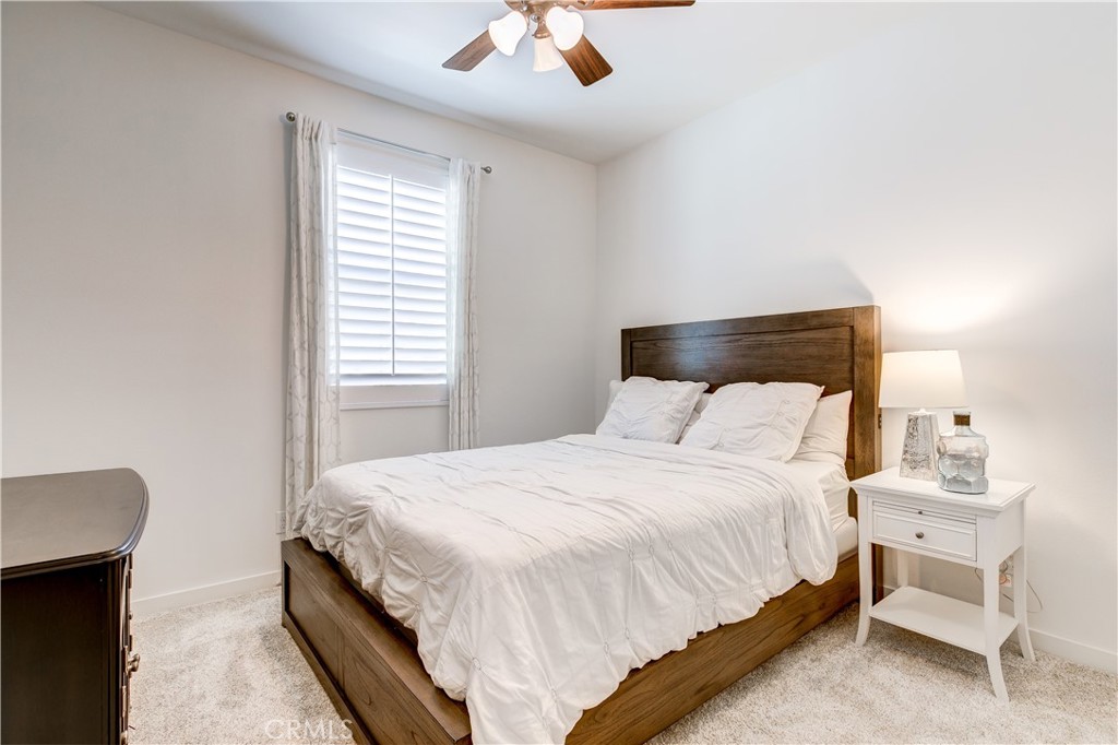 Large guest room with natural light - 47 Prominence, Lake Forest CA 92630 - photo 9