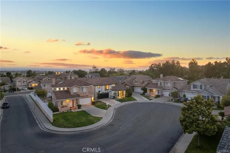 5 Chatri Circle, Lake Forest