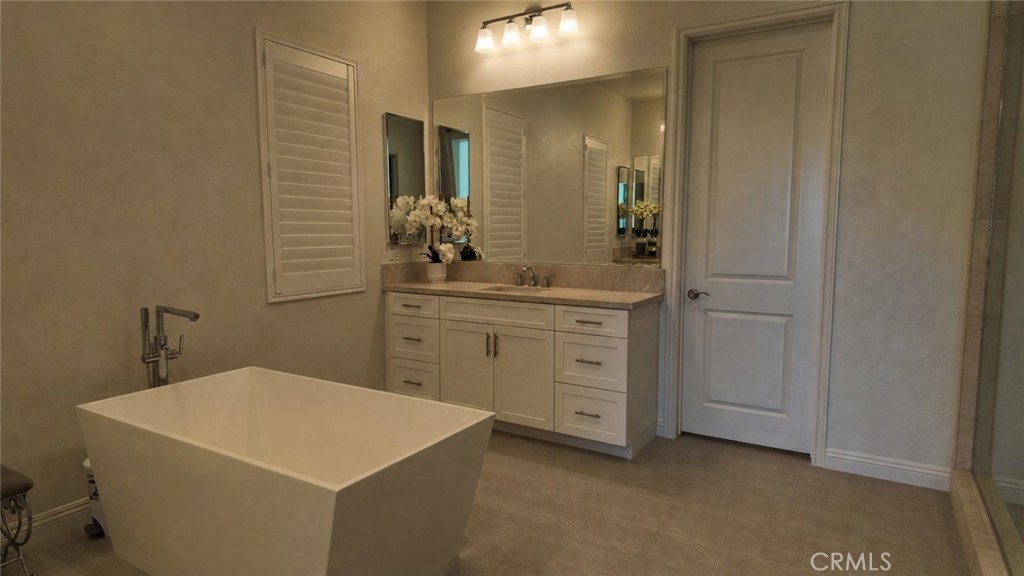 5362 Heritage Oak, Lake Forest CA 92679 - photo 18