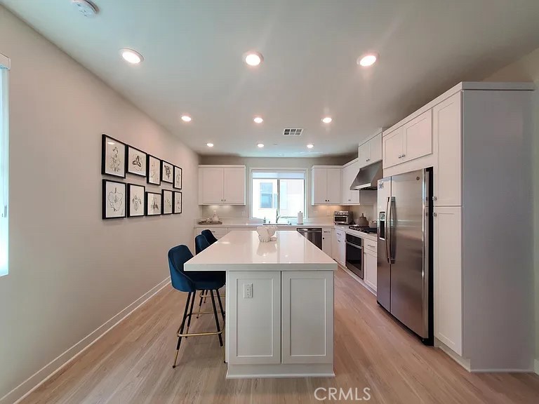 540 Catalonia, Lake Forest CA 92630 - photo 5