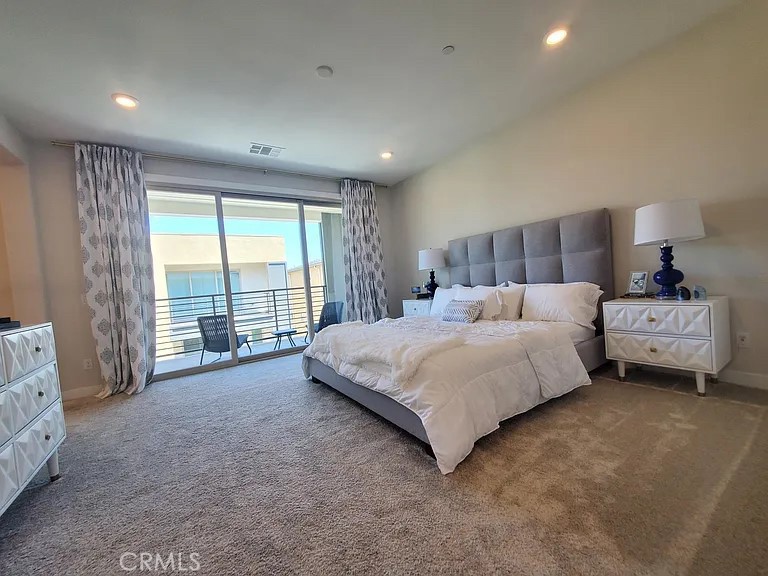 540 Catalonia, Lake Forest CA 92630 - photo 10