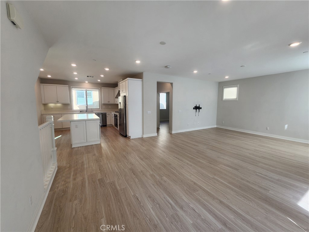 540 Catalonia, Lake Forest CA 92630 - photo 20