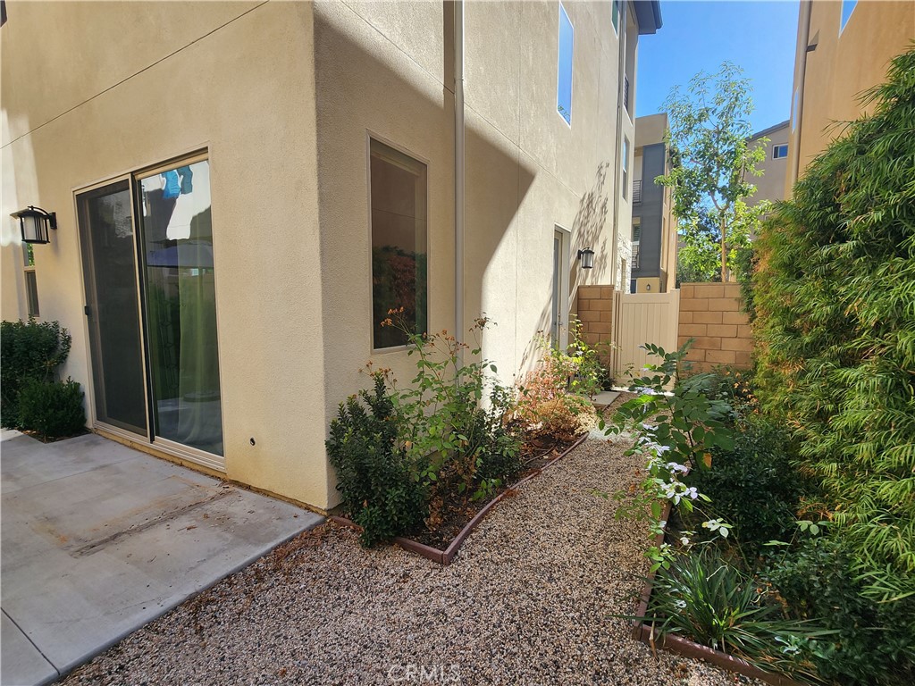 540 Catalonia, Lake Forest CA 92630 - photo 42
