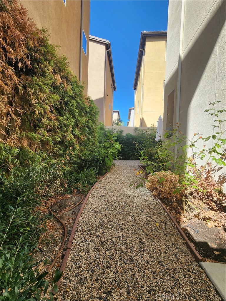 540 Catalonia, Lake Forest CA 92630 - photo 44