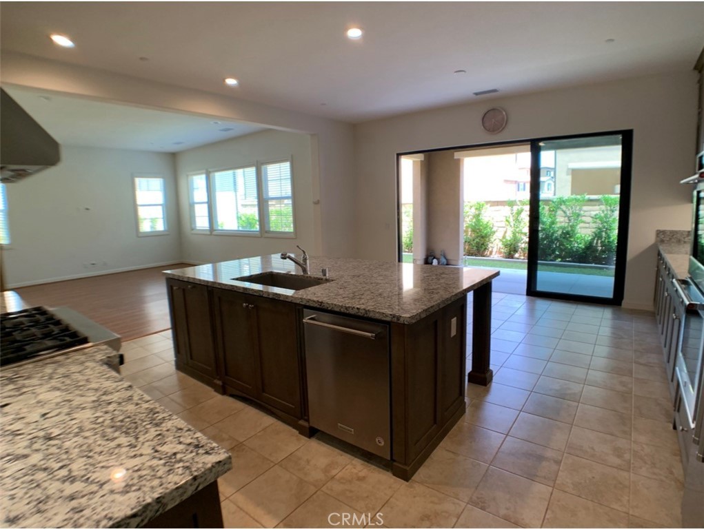 58 Acadia Court, Lake Forest CA 92630 - photo 6
