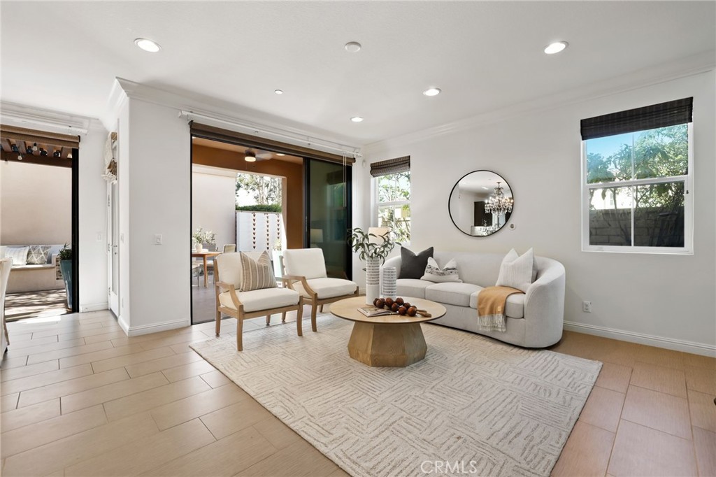58 Mariposa, Lake Forest CA 92630 - photo 4