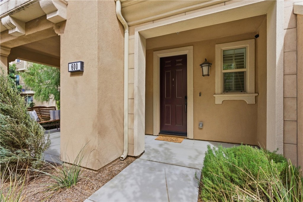 600 Shadowbrook, Lake Forest CA 92610 - photo 3
