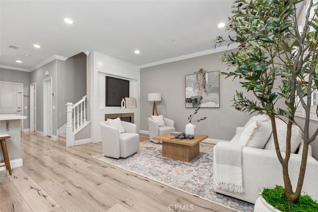 604 El Paseo, Lake Forest CA 92610 - photo 1