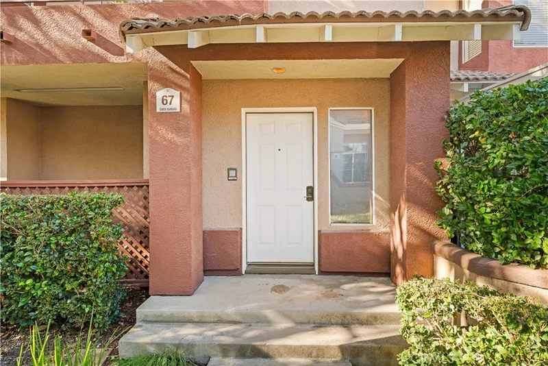 67 Santa Barbara Court, Lake Forest, CA 92610