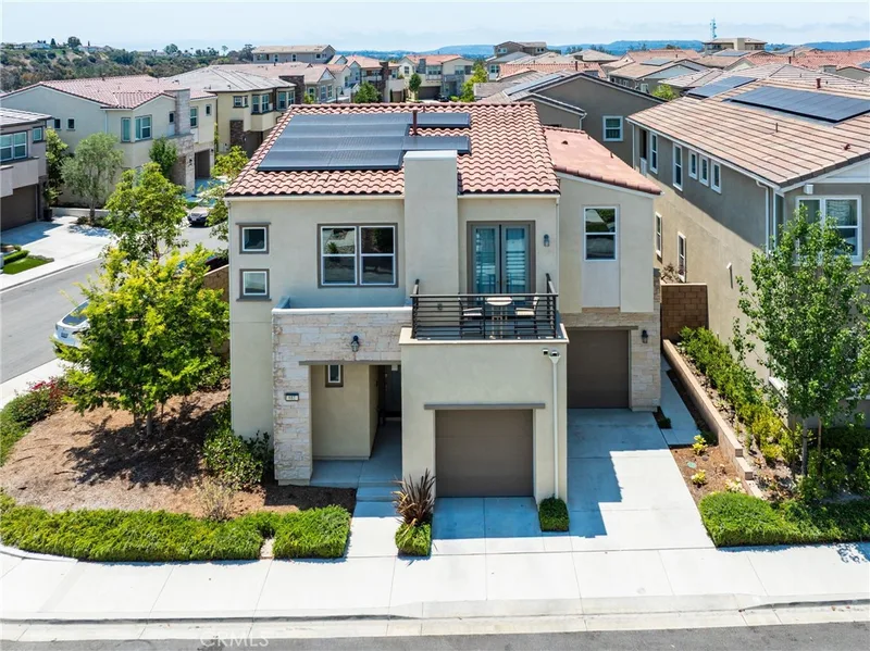 681 Athos, Lake Forest, CA 92630
