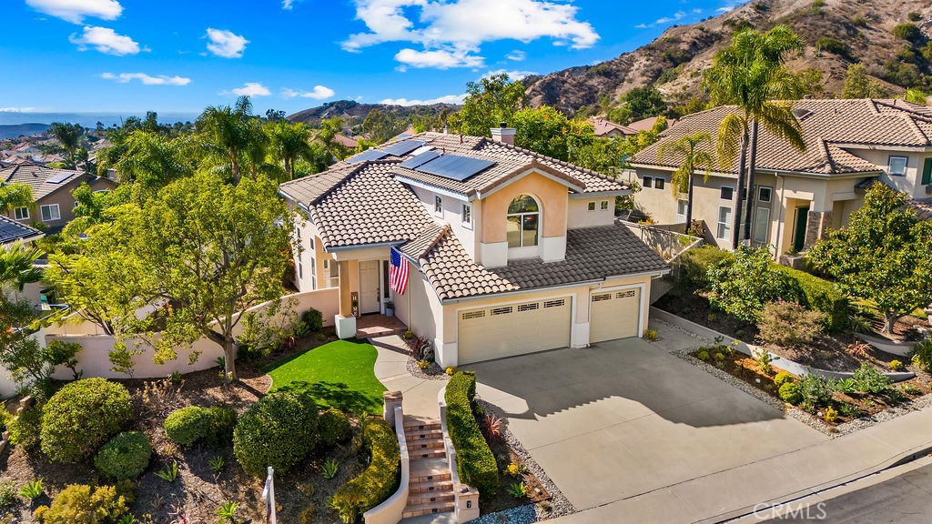 7 pandale, Lake Forest CA 92610 - photo 1