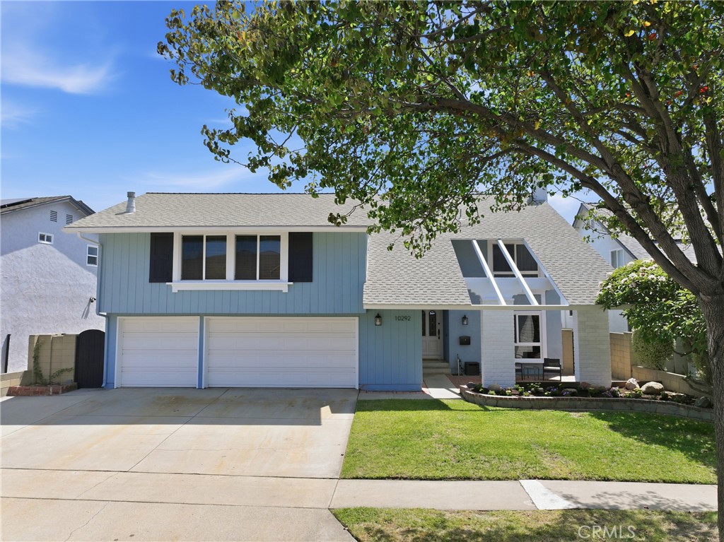 Great curb appeal! - 10292 Humbolt Street, Los Alamitos CA 90720 - photo 1