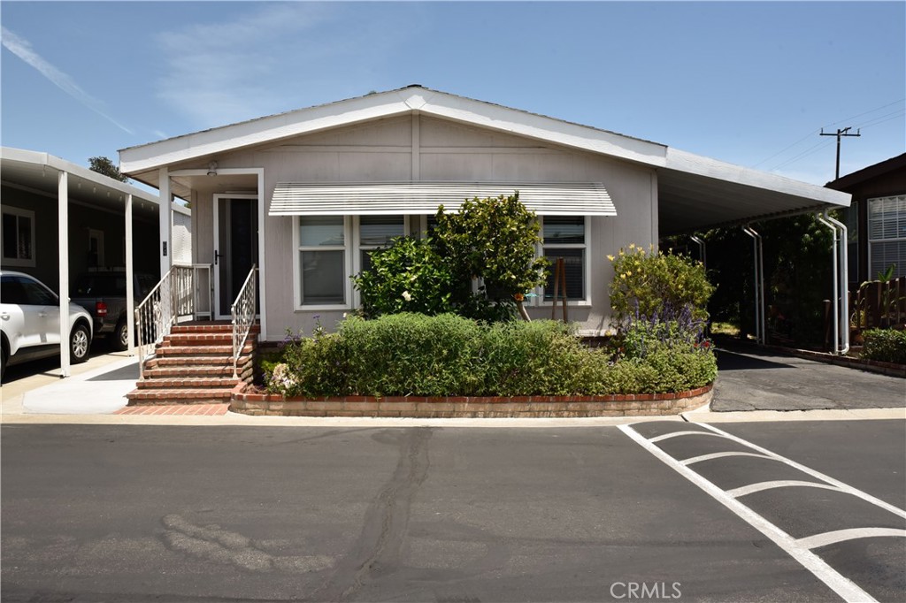 Exterior Front - 10681 Oak 64, Los Alamitos CA 90720 - photo 2
