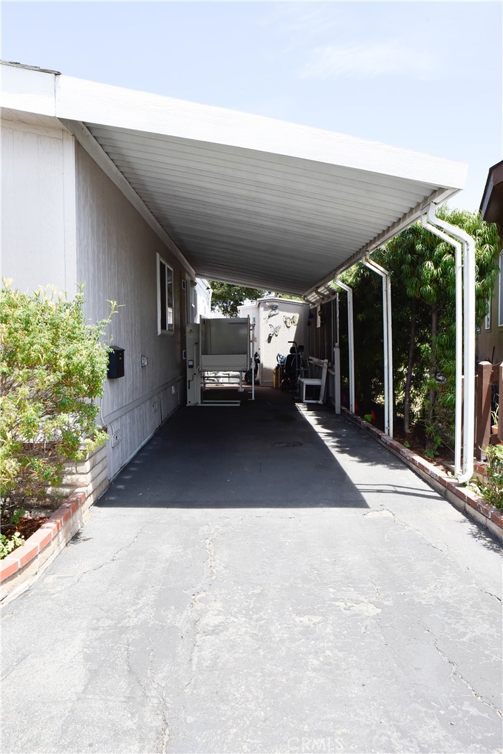 Carport - 10681 Oak 64, Los Alamitos CA 90720 - photo 31