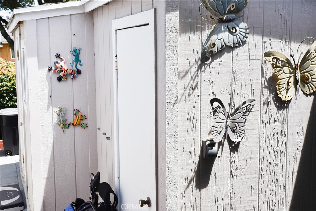 Sheds - 10681 Oak 64, Los Alamitos CA 90720 - photo 32