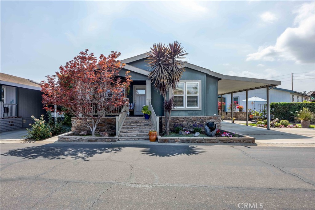 Welcome to space #106 - 10681 Oak Street 106, Los Alamitos CA 90720 - photo 2
