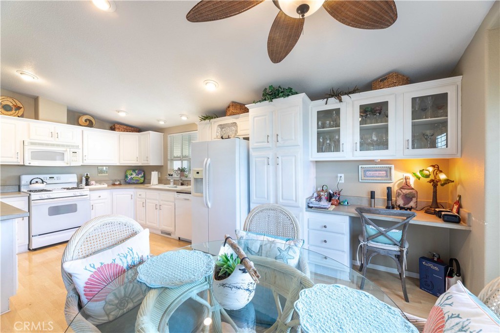 10681 Oak Street 106, Los Alamitos CA 90720 - photo 12