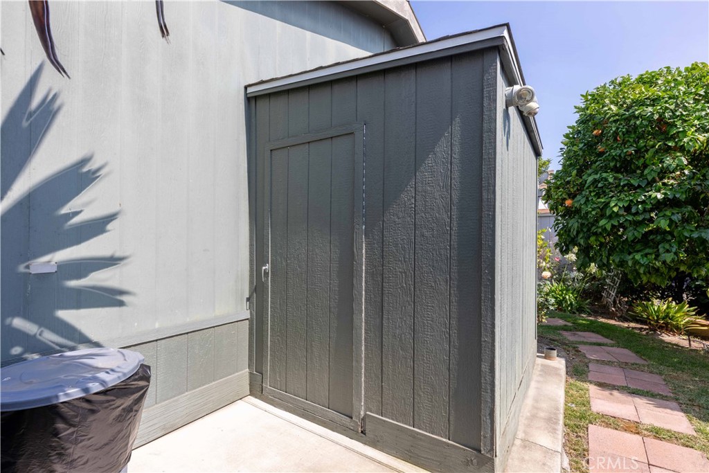 Backyard shed - 10681 Oak Street 106, Los Alamitos CA 90720 - photo 37
