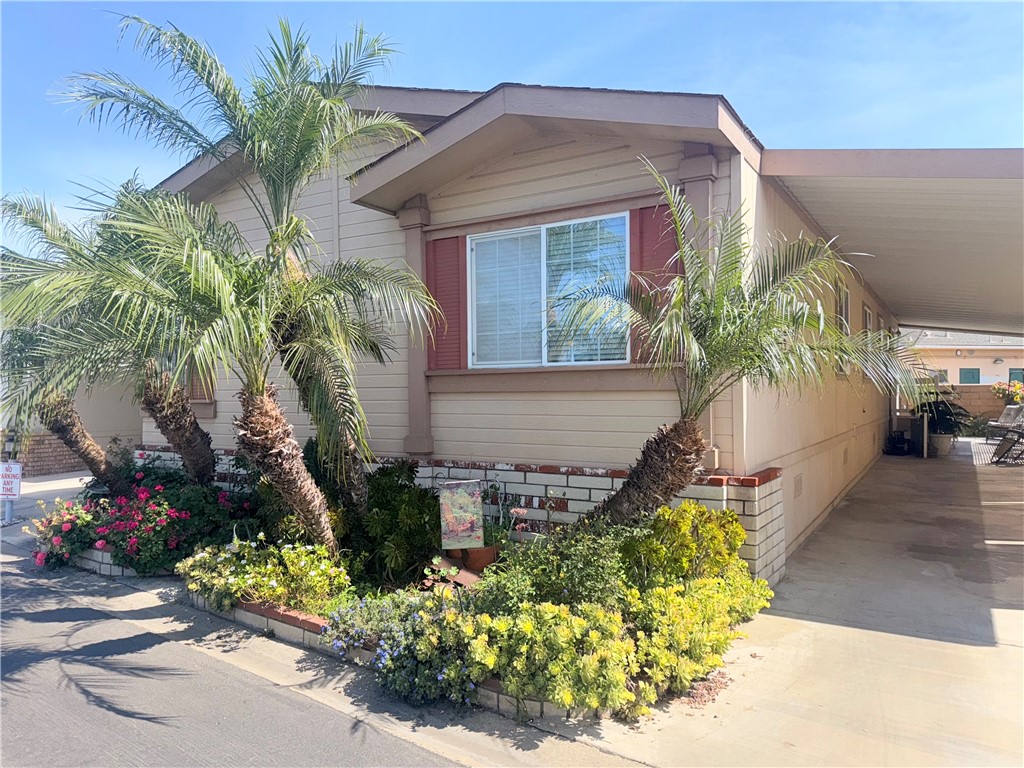 10681 Oak Street 27, Los Alamitos CA 90720 - photo 1