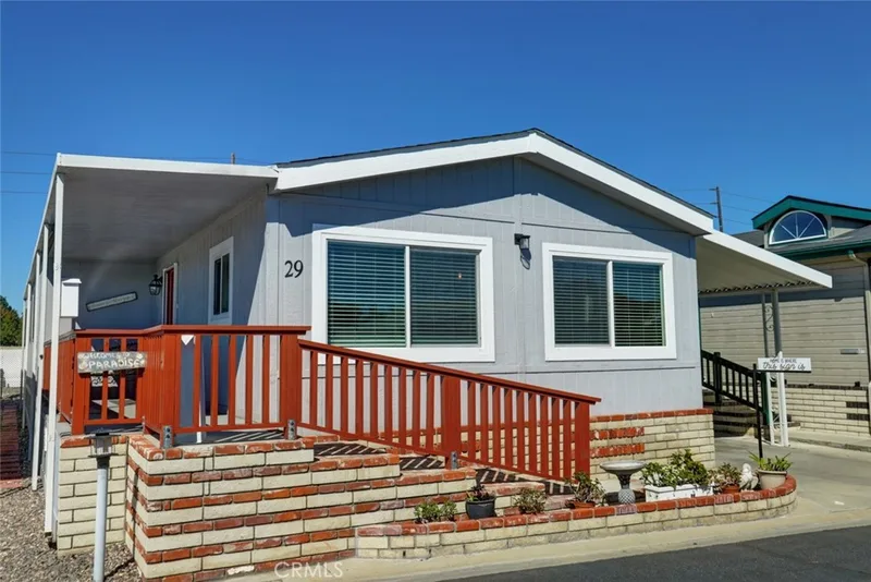 10681 Oak Street 29, Los Alamitos, CA 90720