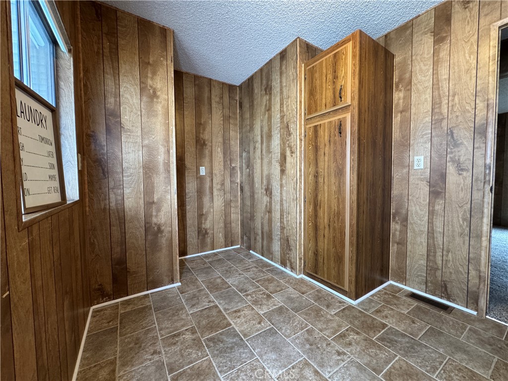 Great Space in the Laundry Room for an Office Area, Craft Room... the list goes on... - 10681 Oak Street 58, Los Alamitos CA 90720 - photo 12