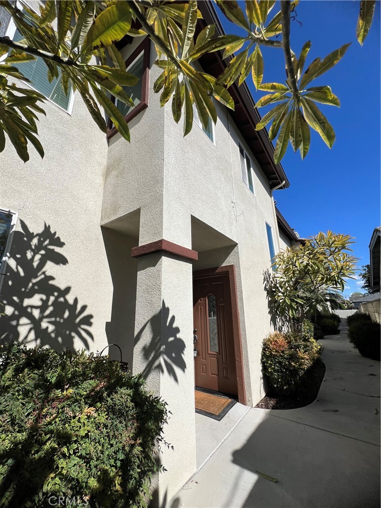 10805 Pine Street, Los Alamitos CA 90720 - photo 1