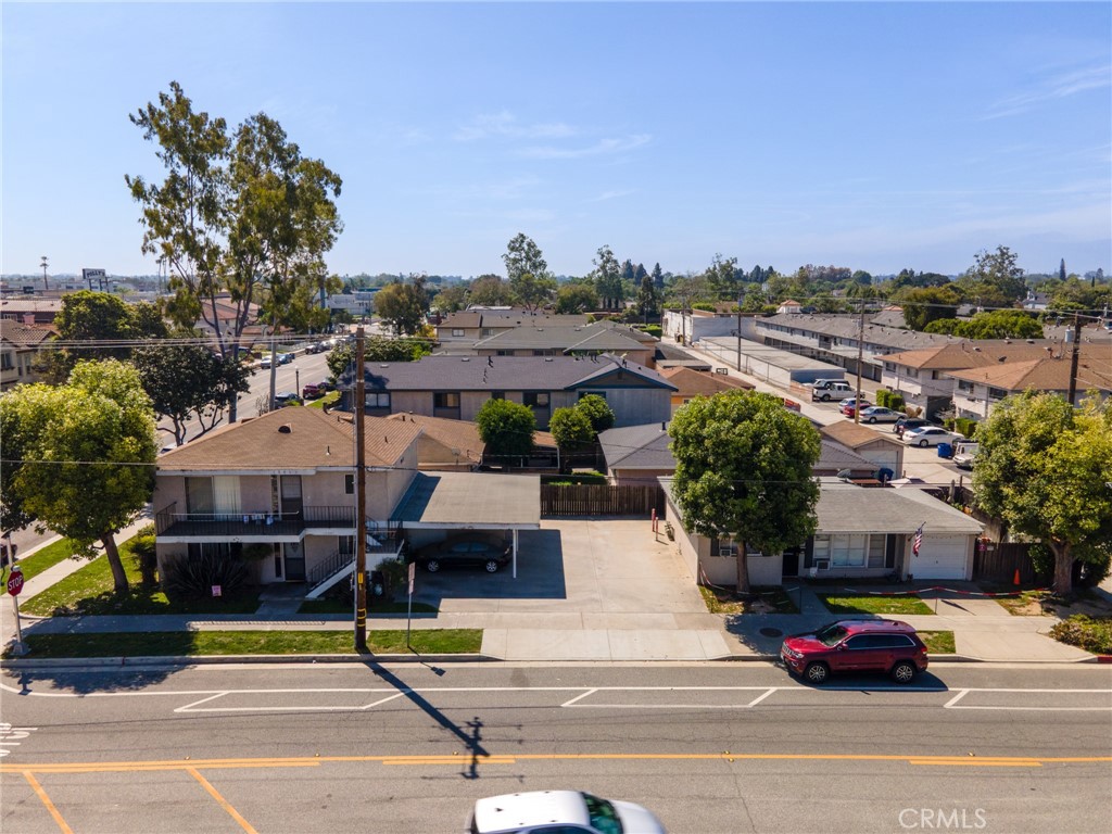 10861 Walnut Street, Los Alamitos CA 90720 - photo 1