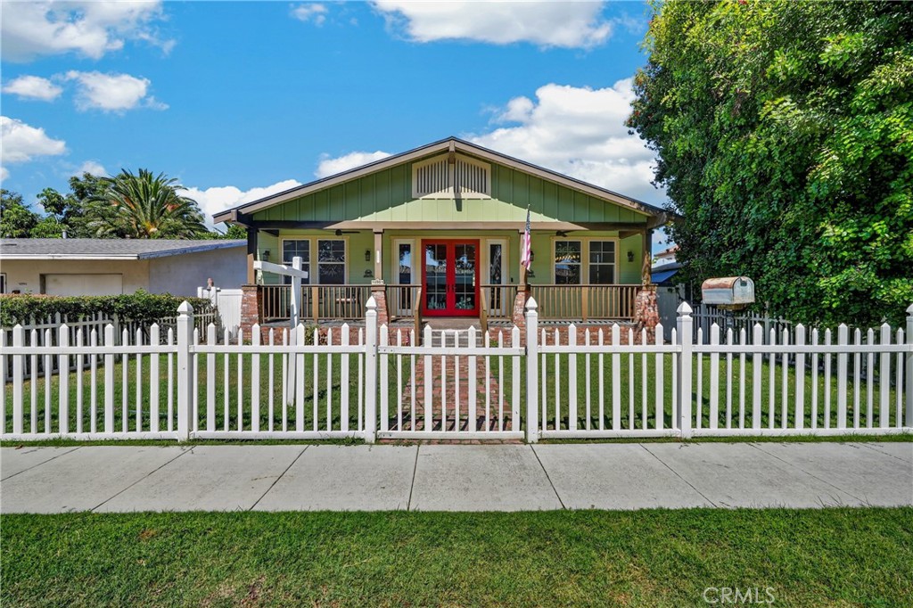 Front of House - 10901 Chestnut Street, Los Alamitos CA 90720 - photo 1