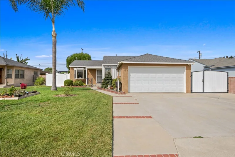 11051 Tarawa Drive, Los Alamitos, CA 90720