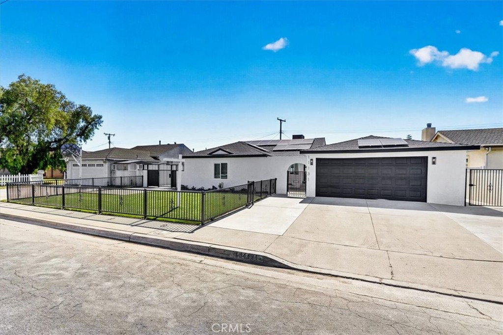 11131 Ticonderoga, Los Alamitos CA 90720 - photo 1