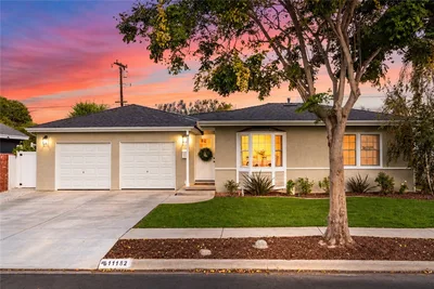 11182 Essex, Los Alamitos