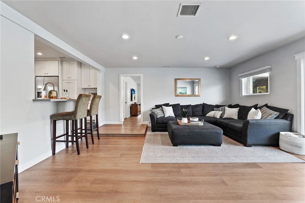 11182 Essex, Los Alamitos CA 90720 - photo 12