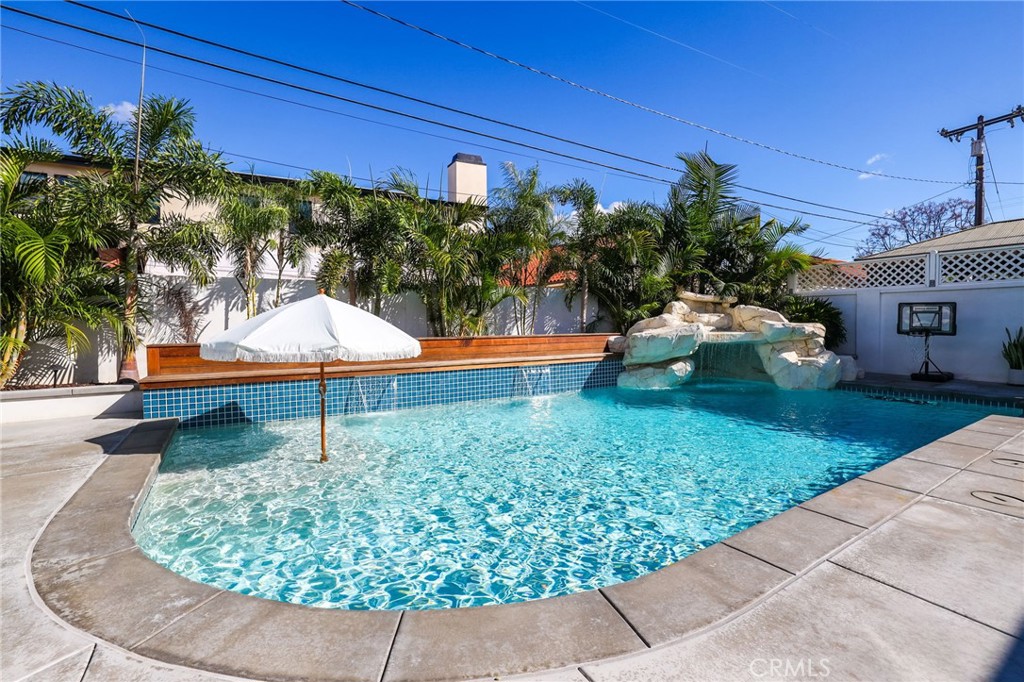 11182 Essex, Los Alamitos CA 90720 - photo 33