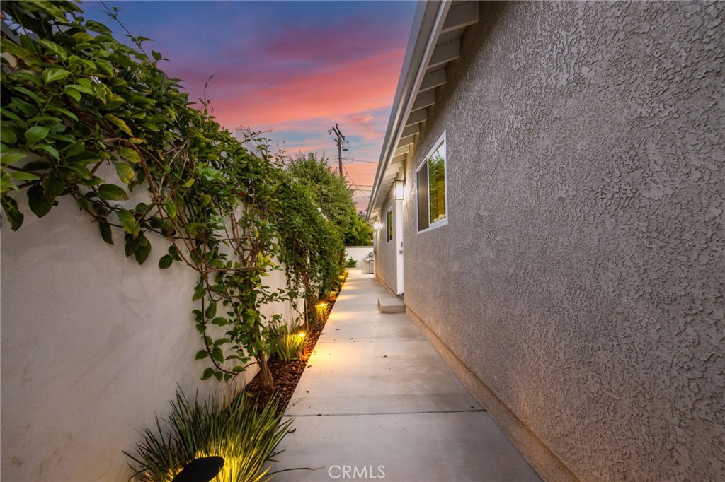 11182 Essex, Los Alamitos CA 90720 - photo 39