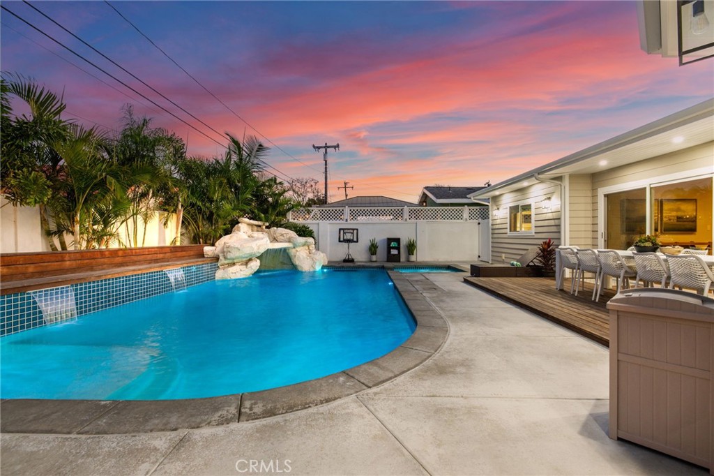 11182 Essex, Los Alamitos CA 90720 - photo 47
